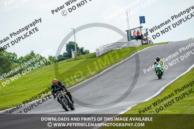 anglesey;brands hatch;cadwell park;croft;donington park;enduro digital images;event digital images;eventdigitalimages;mallory;no limits;oulton park;peter wileman photography;racing digital images;silverstone;snetterton;trackday digital images;trackday photos;vmcc banbury run;welsh 2 day enduro
